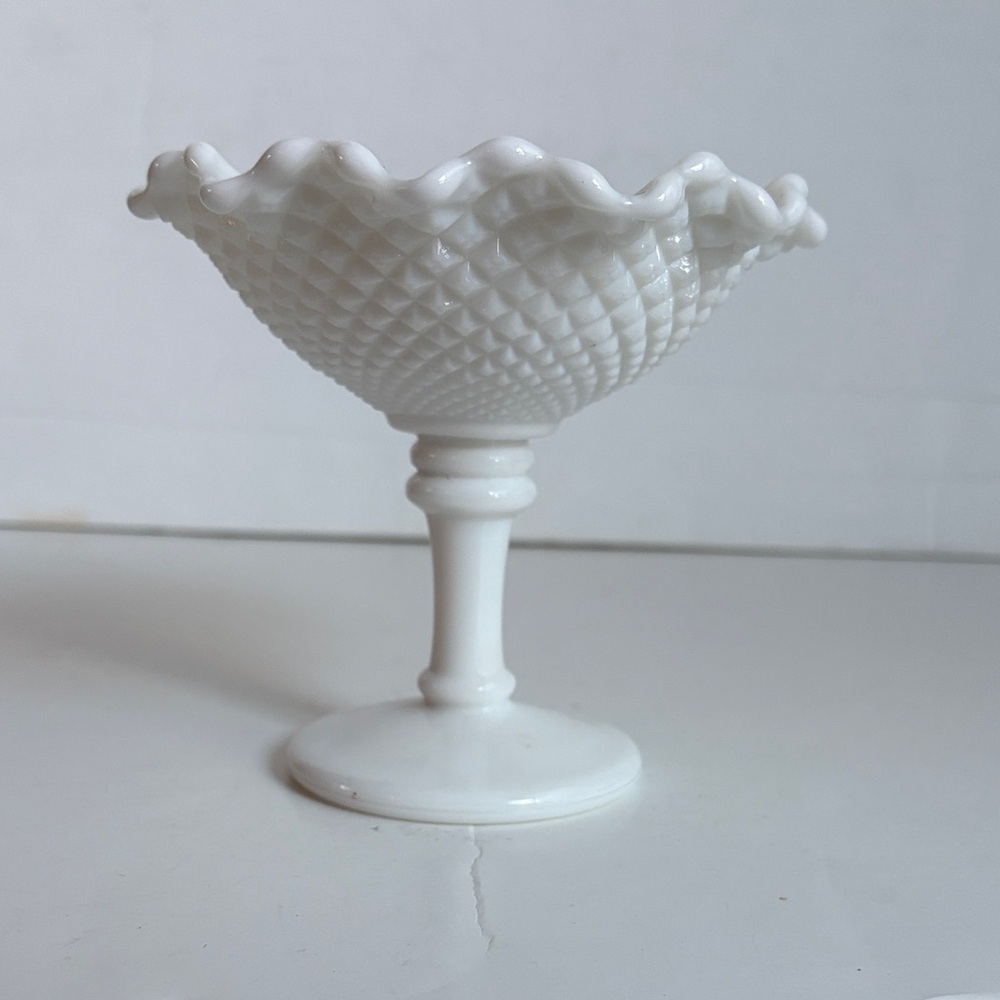 Westmoreland English hobnail milk glass compote candy dish w a ruffled edge